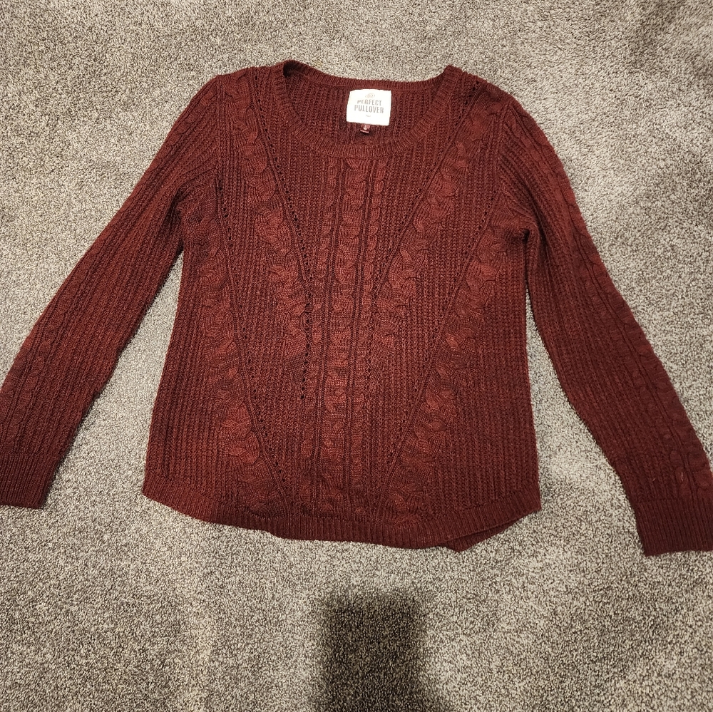 Pullover Burgundy Sweater L